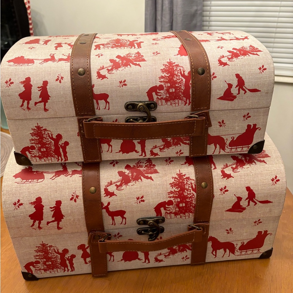 Set of 2 Holiday Nestling Boxes